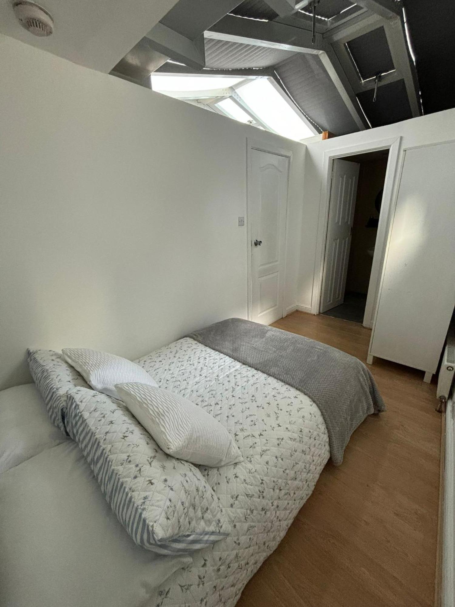 Apartmán Top Floor Delightful Flat Londýn Exteriér fotografie